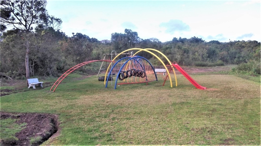 To Let 1 Bedroom Property for Rent in Beacon Bay Eastern Cape